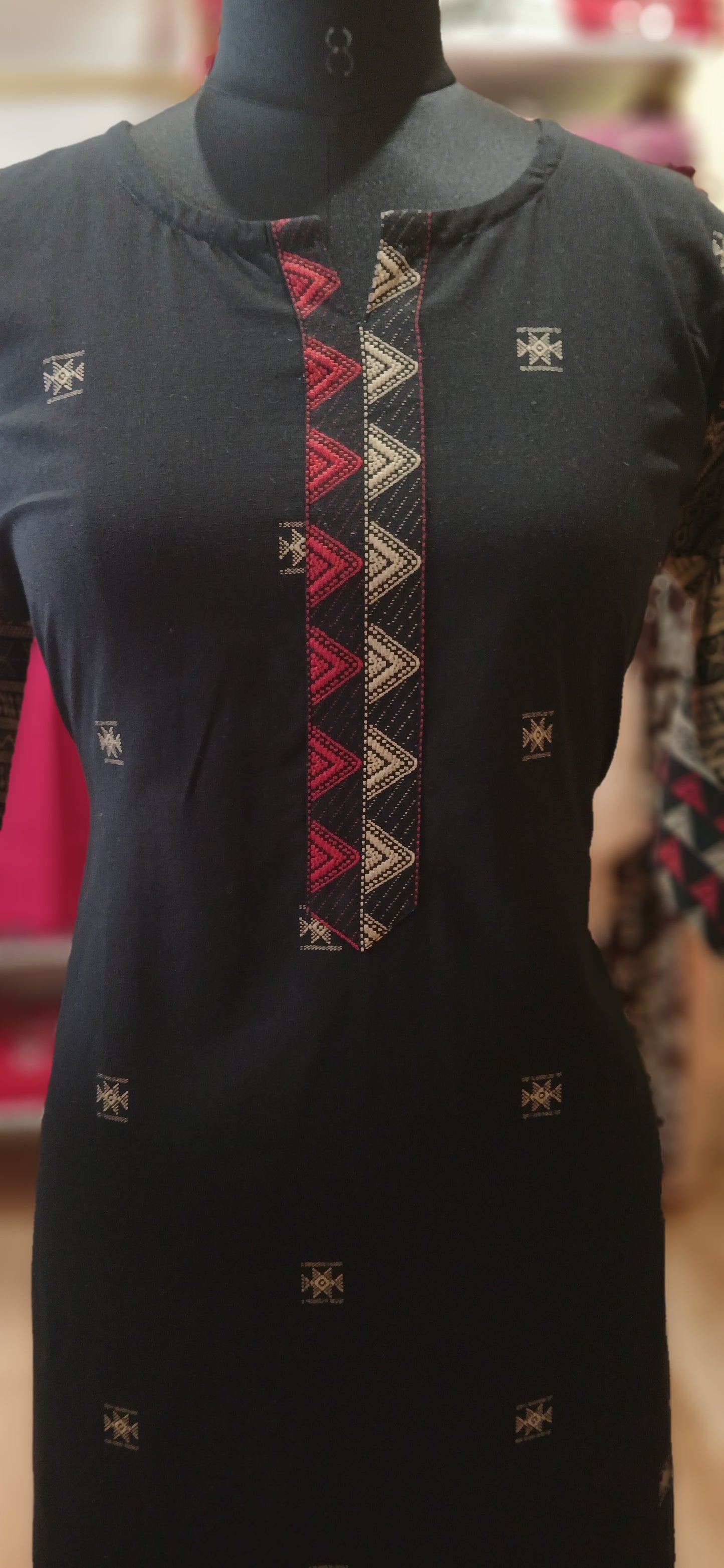 Kurtis Women
