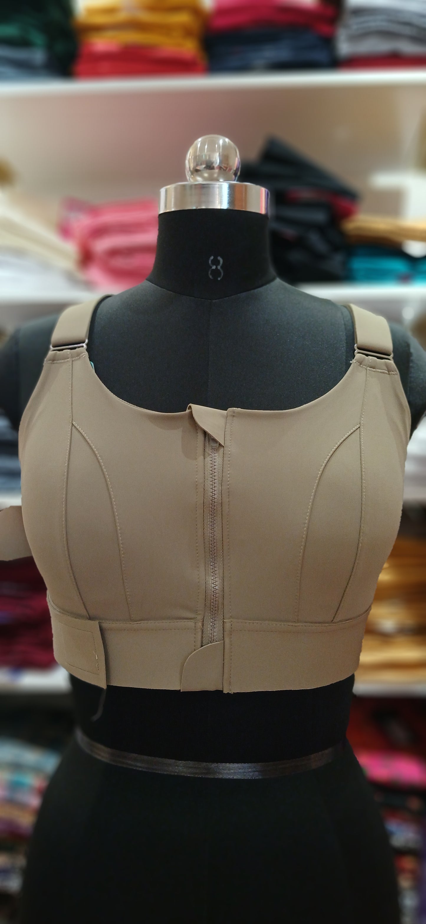 Lingering - Sports Bra