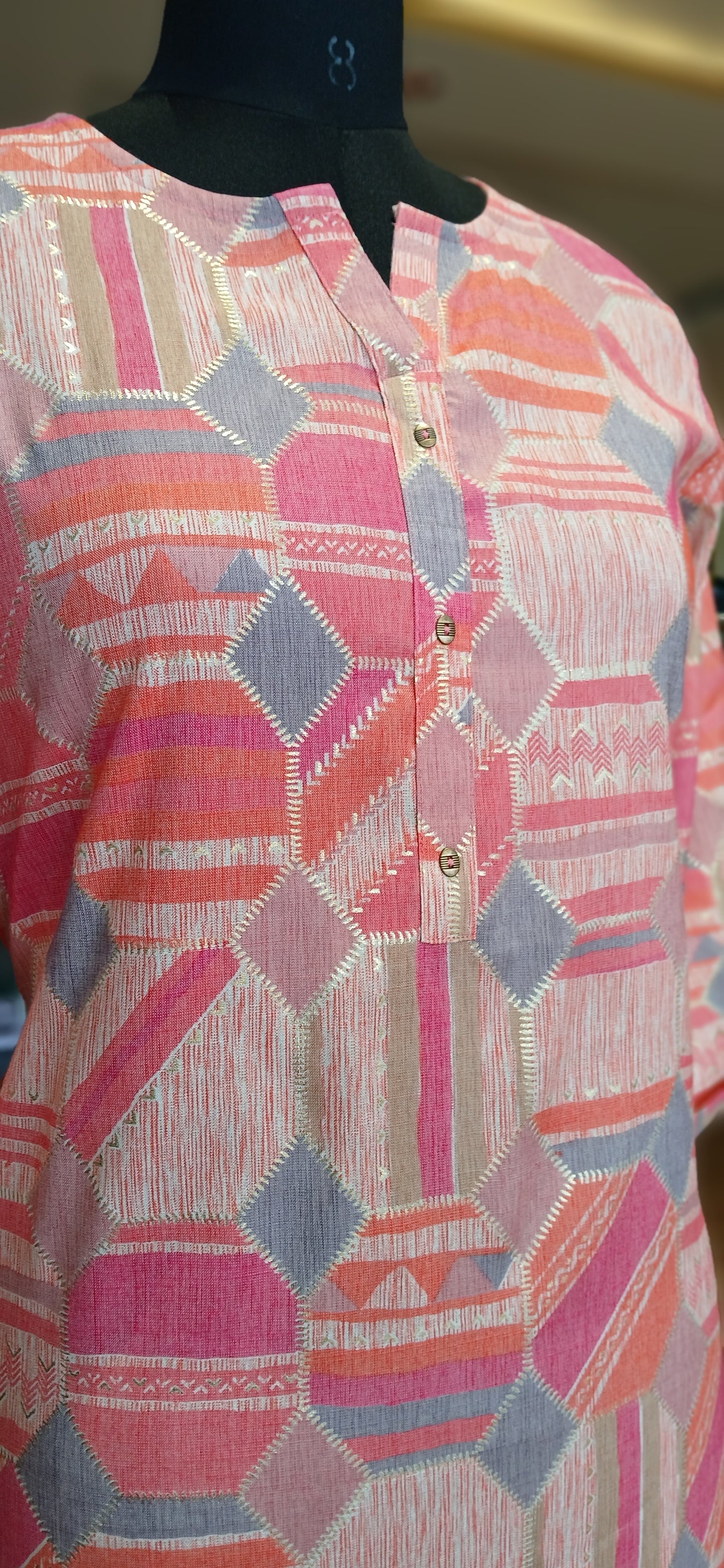 Kurtis Women