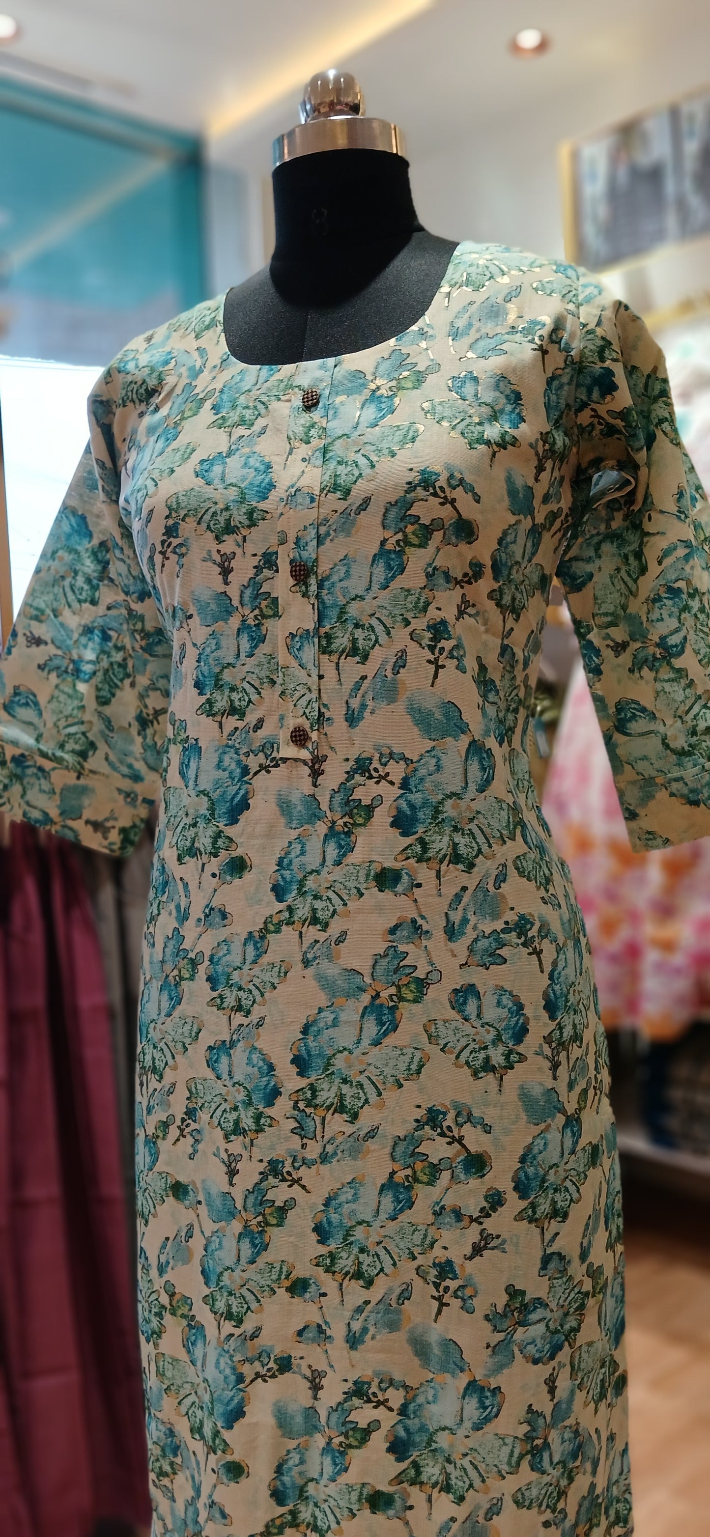 Kurtis Women