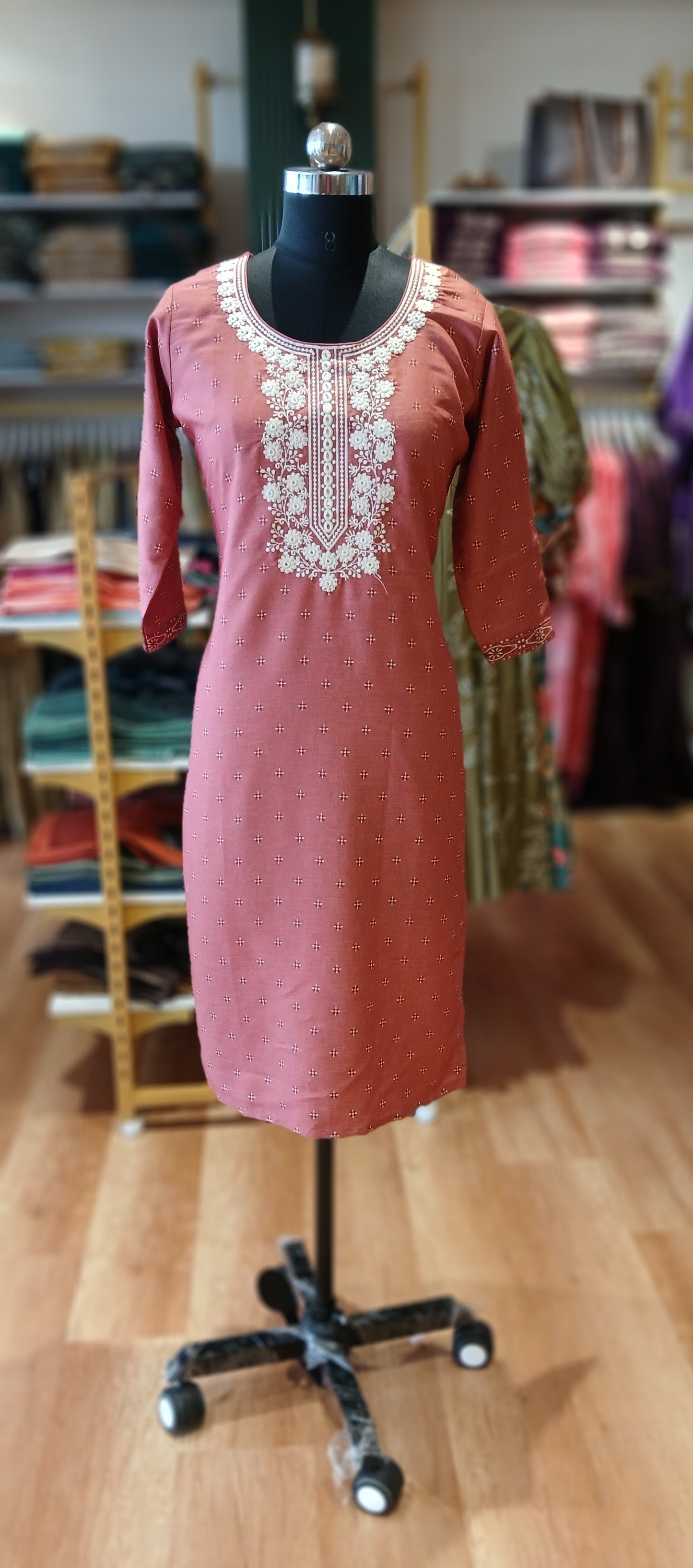 Kurtis Women
