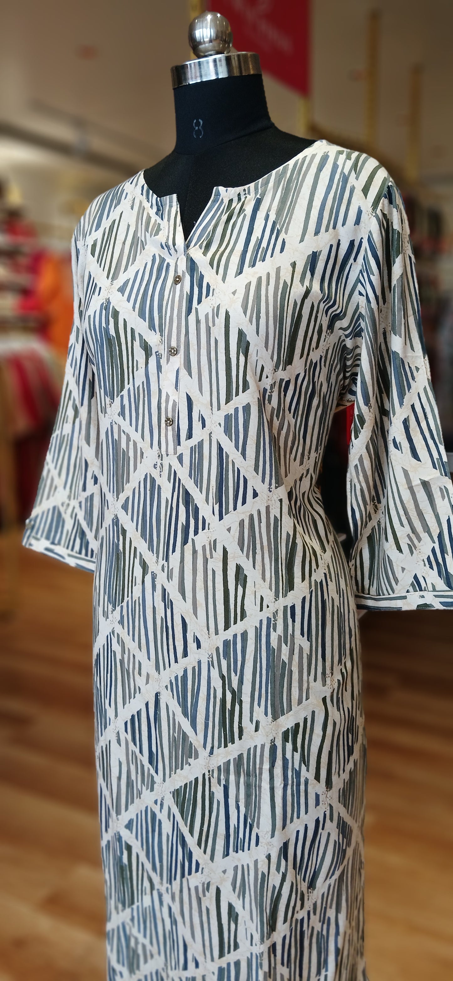 Kurtis Women