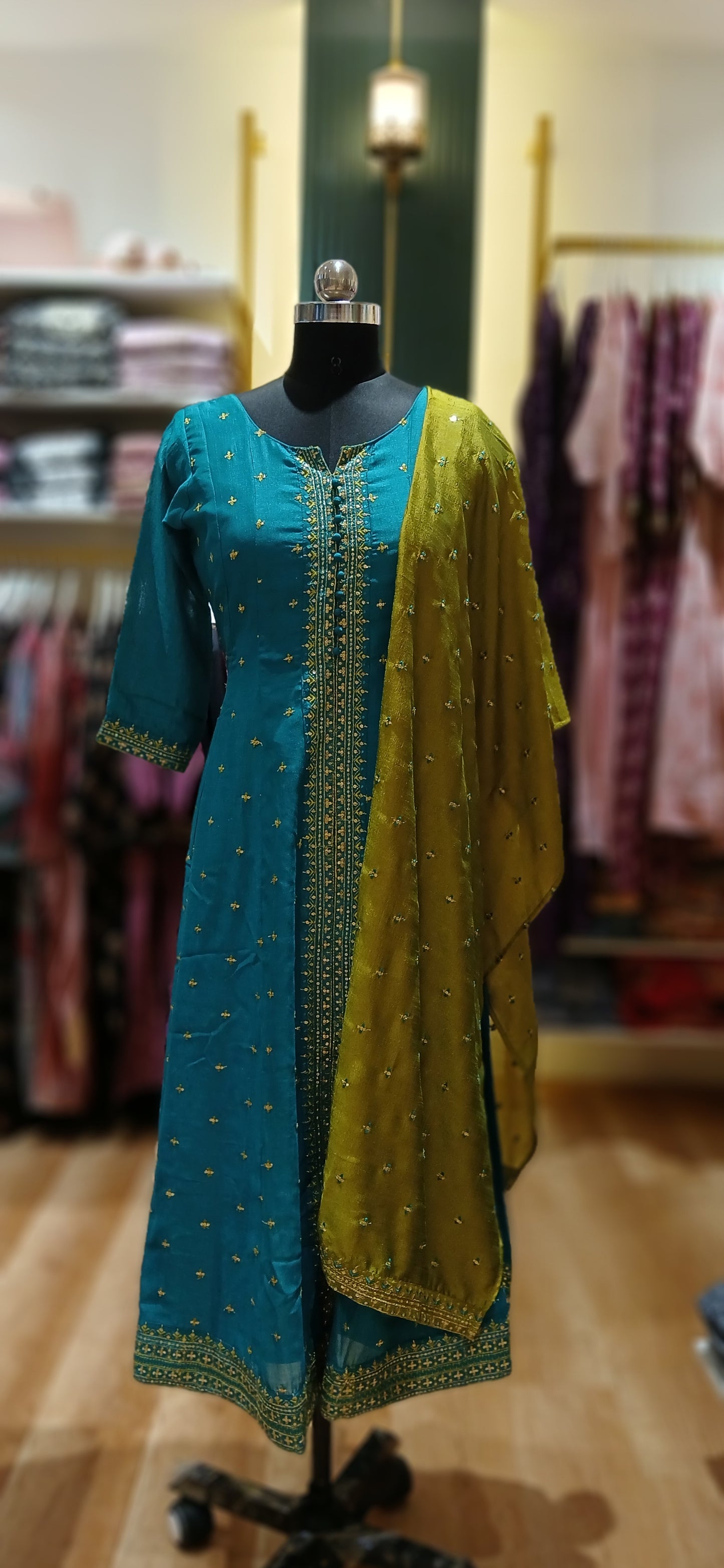 Salwar Kurtis Set ' Umberalla '