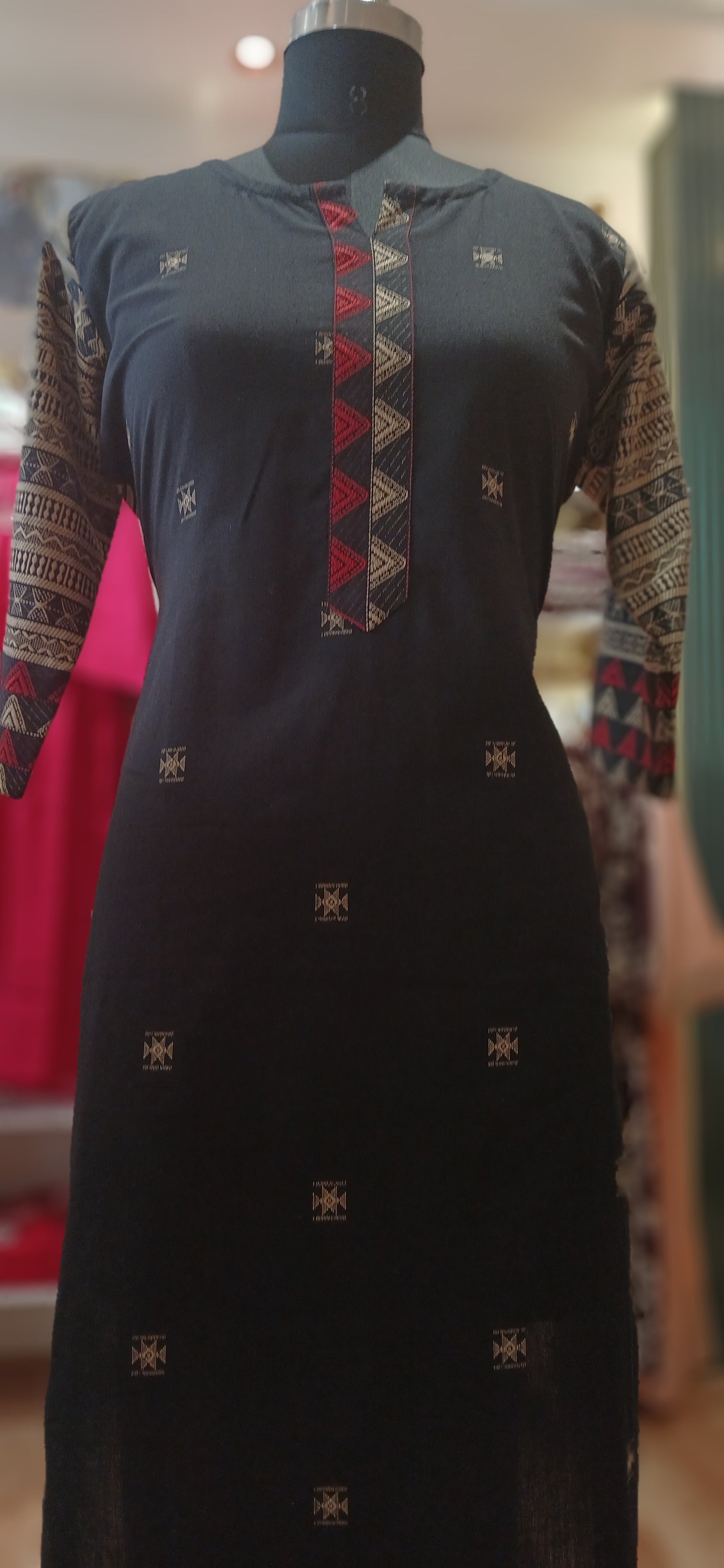 Kurtis Women