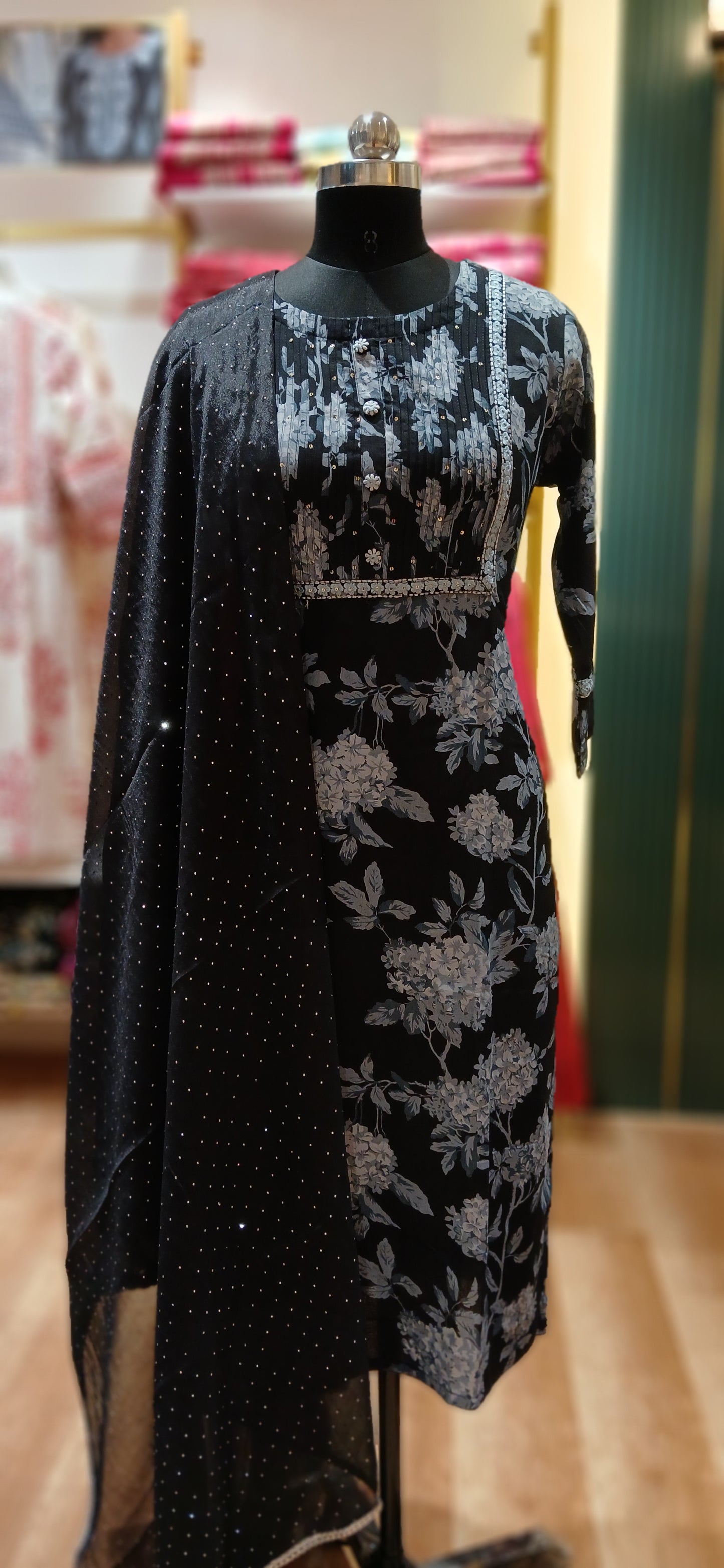Shawl / Dupatta