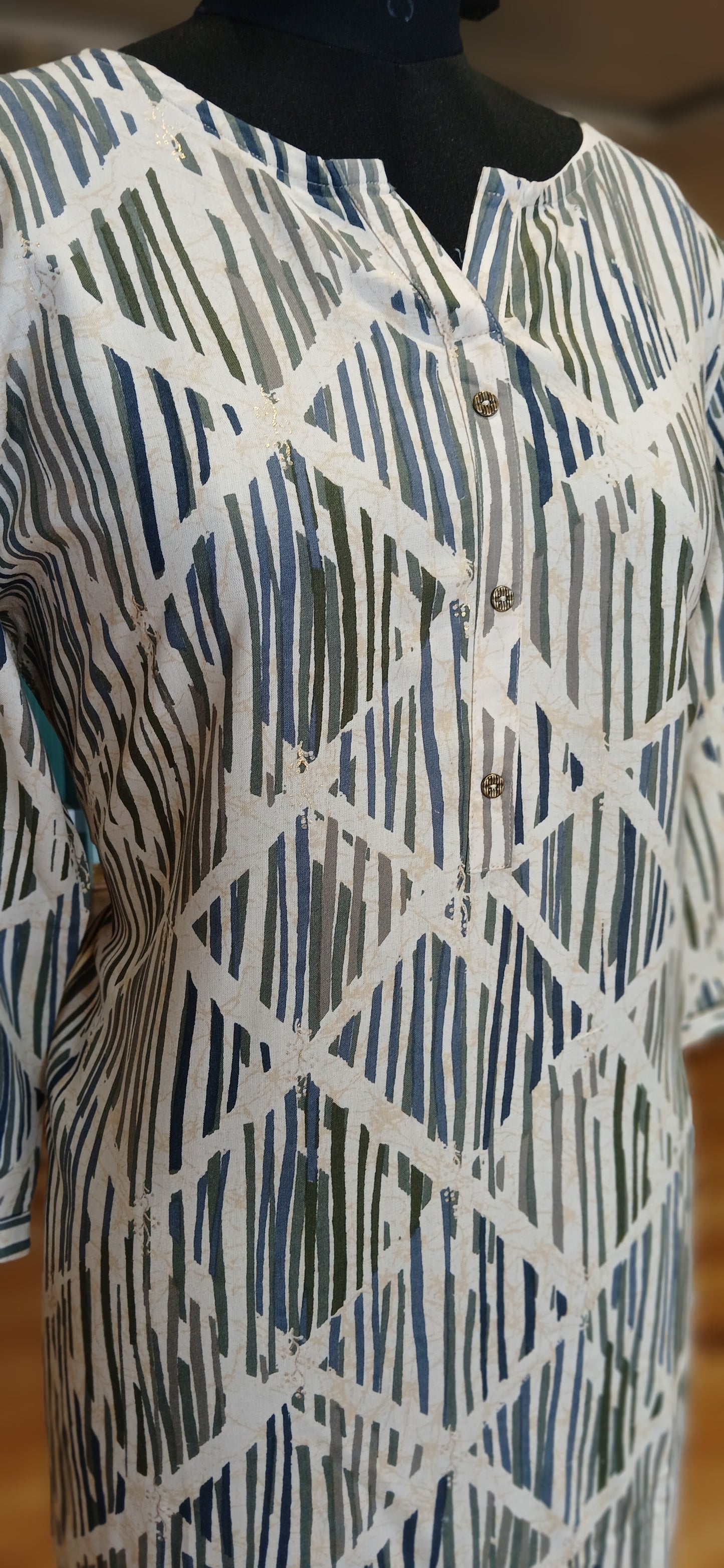 Kurtis Women