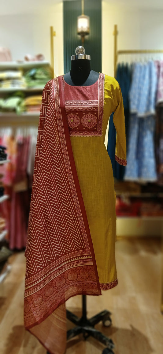 Kurtis Set | 3 Pcs |